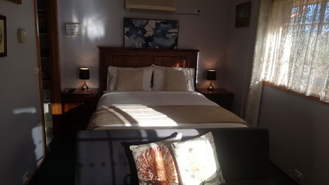 Factory Lane Bed & Breakfast - Tourism Cairns 1