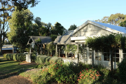 Holmwood Guesthouse And Spa Cottages - Tourism Cairns 0