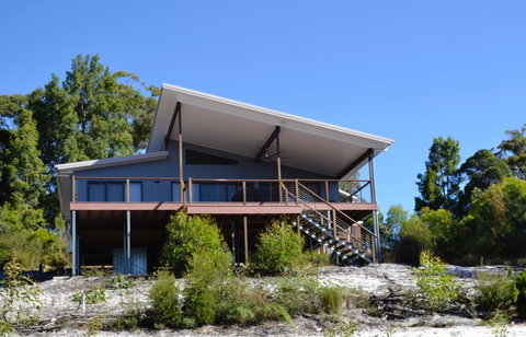 Kokomo At Kingfisher Bay - Tourism Cairns 0