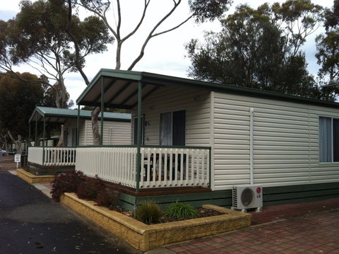 Lake Albert Caravan Park, Meningie SA - Tourism Cairns 0