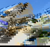 La Vida On Anzac - Tourism Cairns