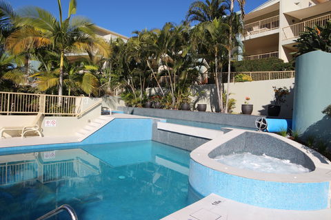 Lennox Beach Resort - Tourism Cairns 0