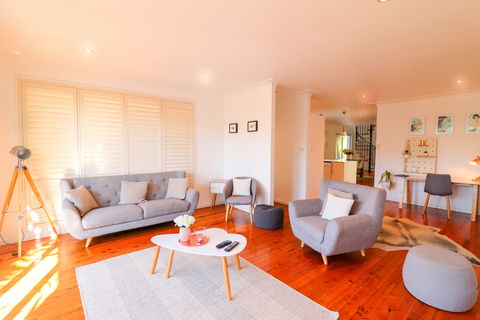 Pacific Beachhouse - Tourism Cairns 1