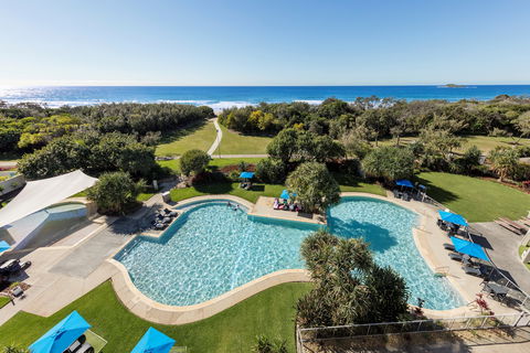 Ramada By Wyndham Marcoola Beach - Tourism Cairns 0
