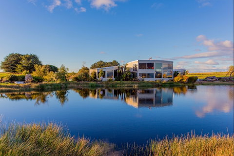 Eagles Nest Retreat - Tourism Cairns 1