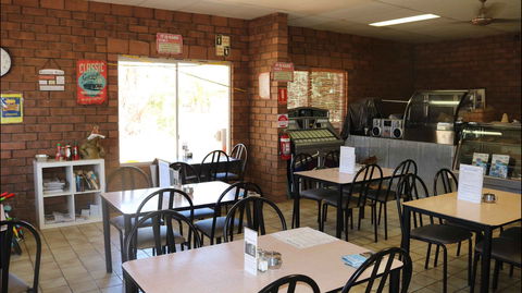 Mataranka Roadhouse And Cabins - Tourism Cairns 0
