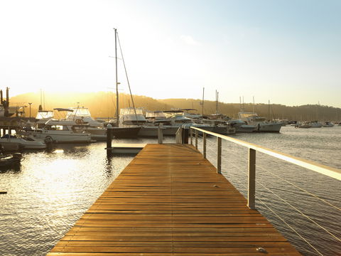 Metro Mirage Hotel Newport - Tourism Cairns 1