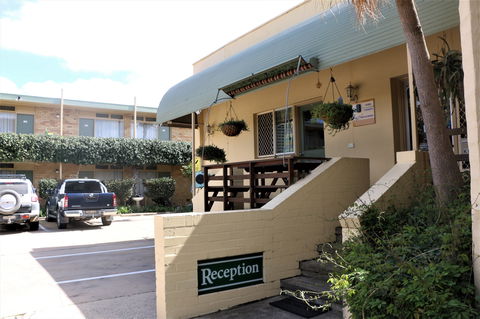 Mid City Motor Inn - Tourism Cairns 2