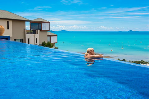 Pinnacles Resort - Tourism Cairns 0