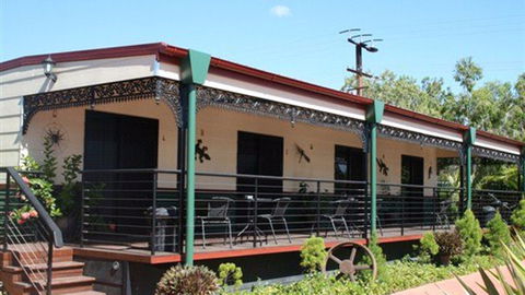 Pine Creek Railway Resort - Tourism Cairns 0