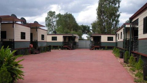 Pine Creek Railway Resort - Tourism Cairns 2