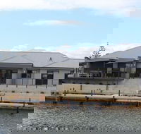 Port Bouvard Retreat - Large Family Friendly Canal Home with Private Jetty - Tourism Cairns