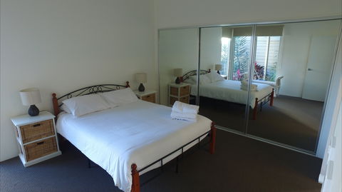 Renown House - Tourism Cairns 1