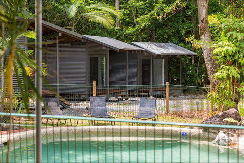 Safari Lodge - Tourism Cairns 0