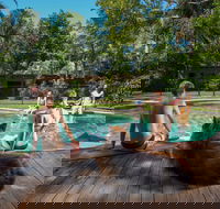 Samurai Beach Bungalows Port Stephens YHA - Tourism Cairns