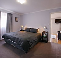 Starline Alpaca Farm Stay - Tourism Cairns