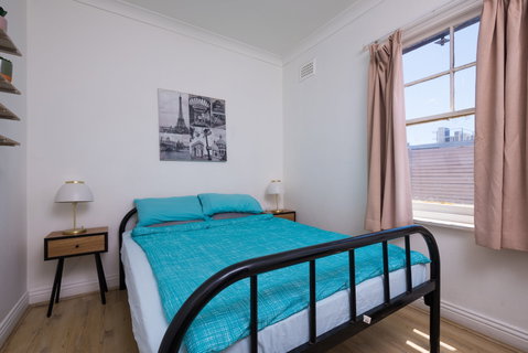 Sydney Star Backpackers - Tourism Cairns 2
