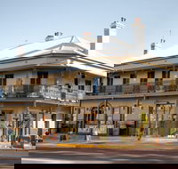 The Family Hotel Maitland - Tourism Cairns