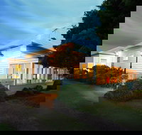 The Lonsdale Palms - Tourism Cairns