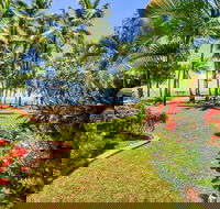 Agincourt Beachfront Apartments - Tourism Cairns