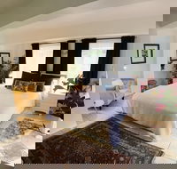 Bangalow Studio Apartment - Tourism Cairns