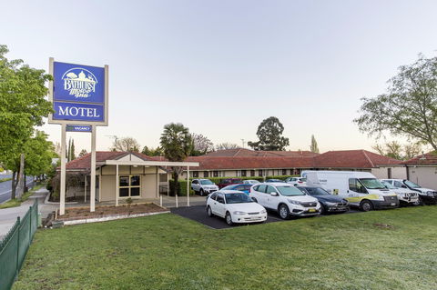 Bathurst Motor Inn - Tourism Cairns 1