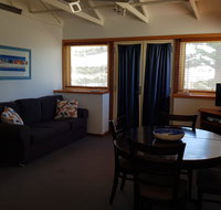 Blue Manna Waters  Apartment A - Tourism Cairns