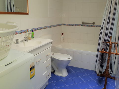 Blue Manna Waters – Apartment A - Tourism Cairns 2