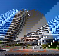 BreakFree Capital Tower - Tourism Cairns