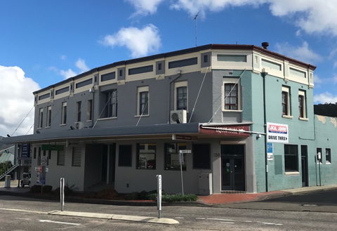 Commercial Hotel Motel Lithgow - Tourism Cairns 1
