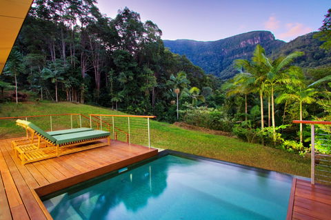 Crystal Creek Rainforest Retreat - Tourism Cairns 1