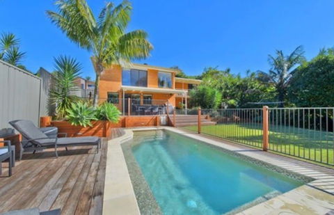 Flynns Beach Retreat - Tourism Cairns 0