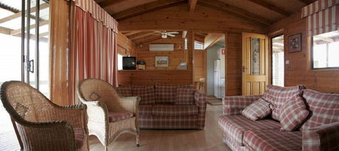 Glen Ayr Cottages - Tourism Cairns 1