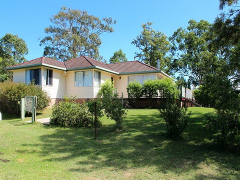 Horseshoe House - Tourism Cairns 0