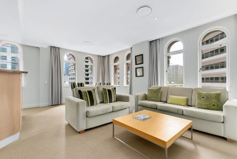 Manor Apartment Hotel - Tourism Cairns 2