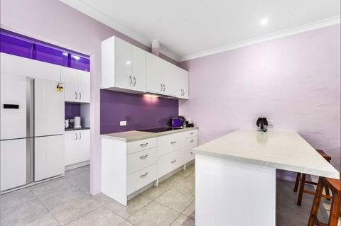 McKinnon's Holiday Home - Tourism Cairns 1