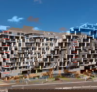 Meriton Suites North Ryde - Tourism Cairns