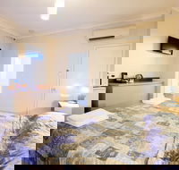 Nightcap At Wanneroo Tavern - Tourism Cairns