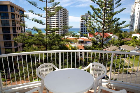 Surf Parade Resort - Tourism Cairns 1