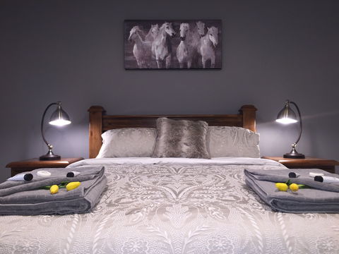 Swagman Homestead At Stockman's Ridge Wines - Tourism Cairns 0