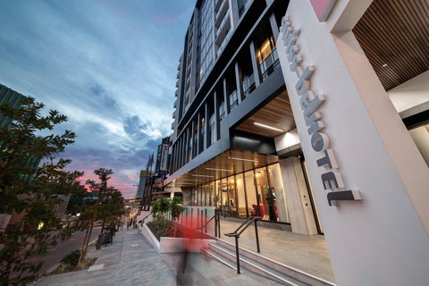 Swiss-Belhotel Brisbane - Tourism Cairns 1