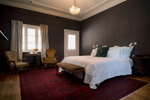 The Argyle Inn Taralga - Tourism Cairns 0