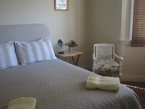 Valley Views Bed And Breakfast - Tourism Cairns 1