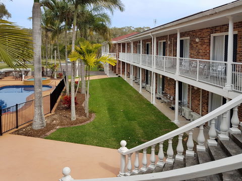 Yamba Aston Motel - Tourism Cairns 0