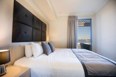 Zappeion Apartments - Tourism Cairns 0