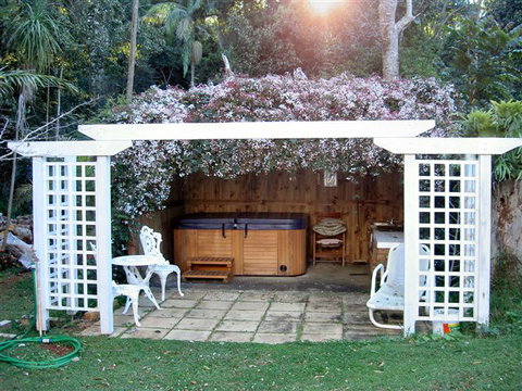 Curtis Falls Mountain Retreat - Tourism Cairns 2