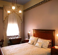 Freeman on Ford - Tourism Cairns