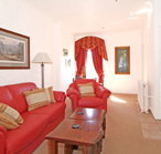 Crest Castle Bed and Breakfast - Tourism Cairns