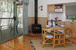 Eagle Hammer Cottages - Tourism Cairns 5