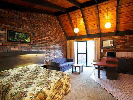 Belvoir Village Motel - Tourism Cairns 4